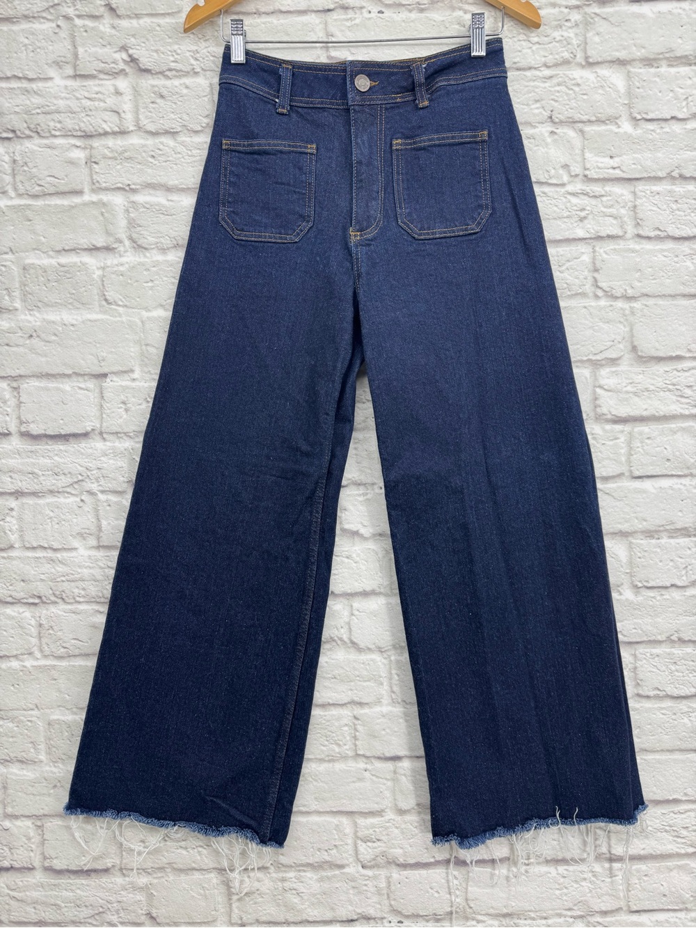 Zara Woman Wide Leg Cropped Jeans Raw Hem Dark Wash Size 6 EUR 38